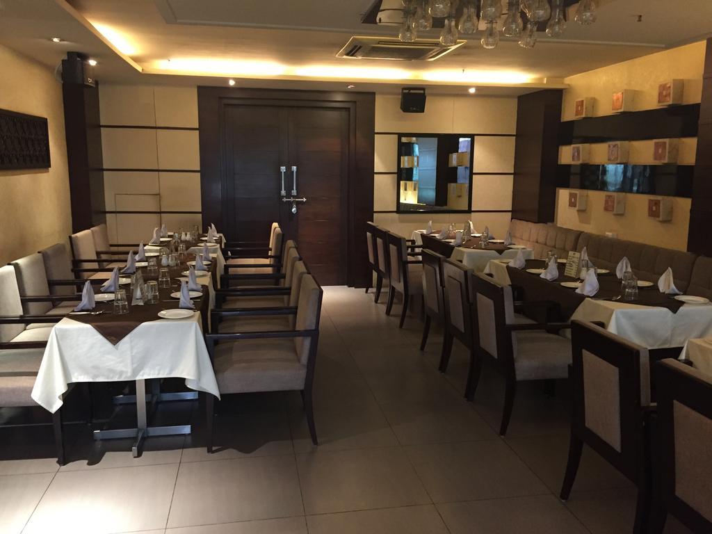 Hotel Caspia Pro Greater Noida Εξωτερικό φωτογραφία
