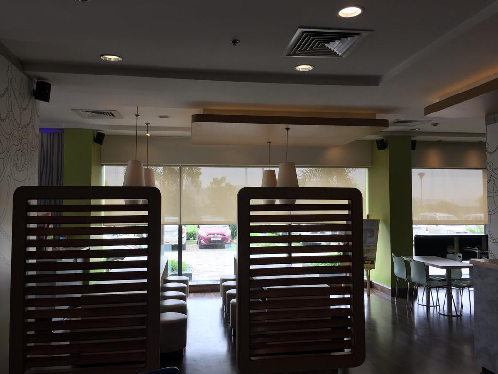 Hotel Caspia Pro Greater Noida Εξωτερικό φωτογραφία