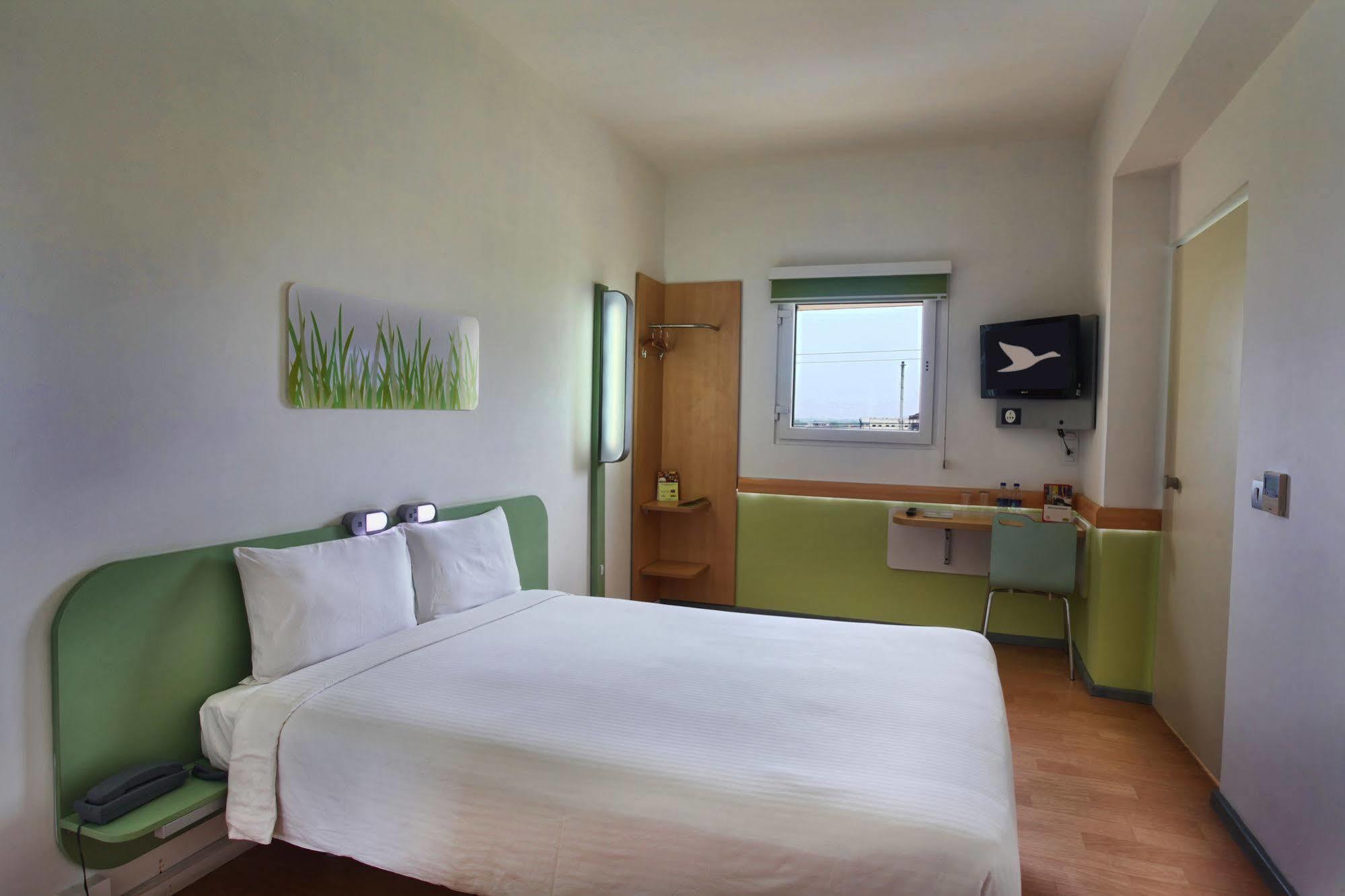 Hotel Caspia Pro Greater Noida Εξωτερικό φωτογραφία